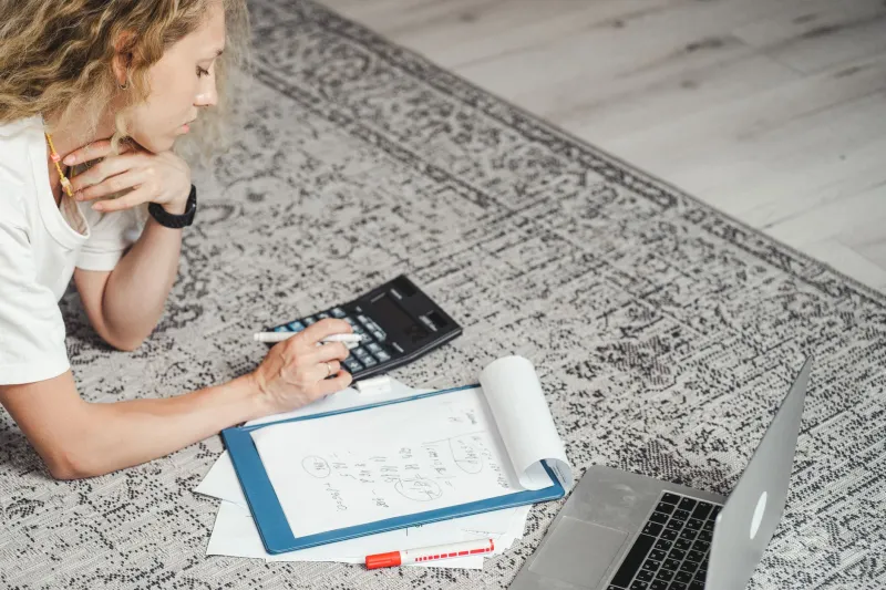1099 and Overcharged: How Side Hustlers Become Easy Prey for Aggressive Lenders